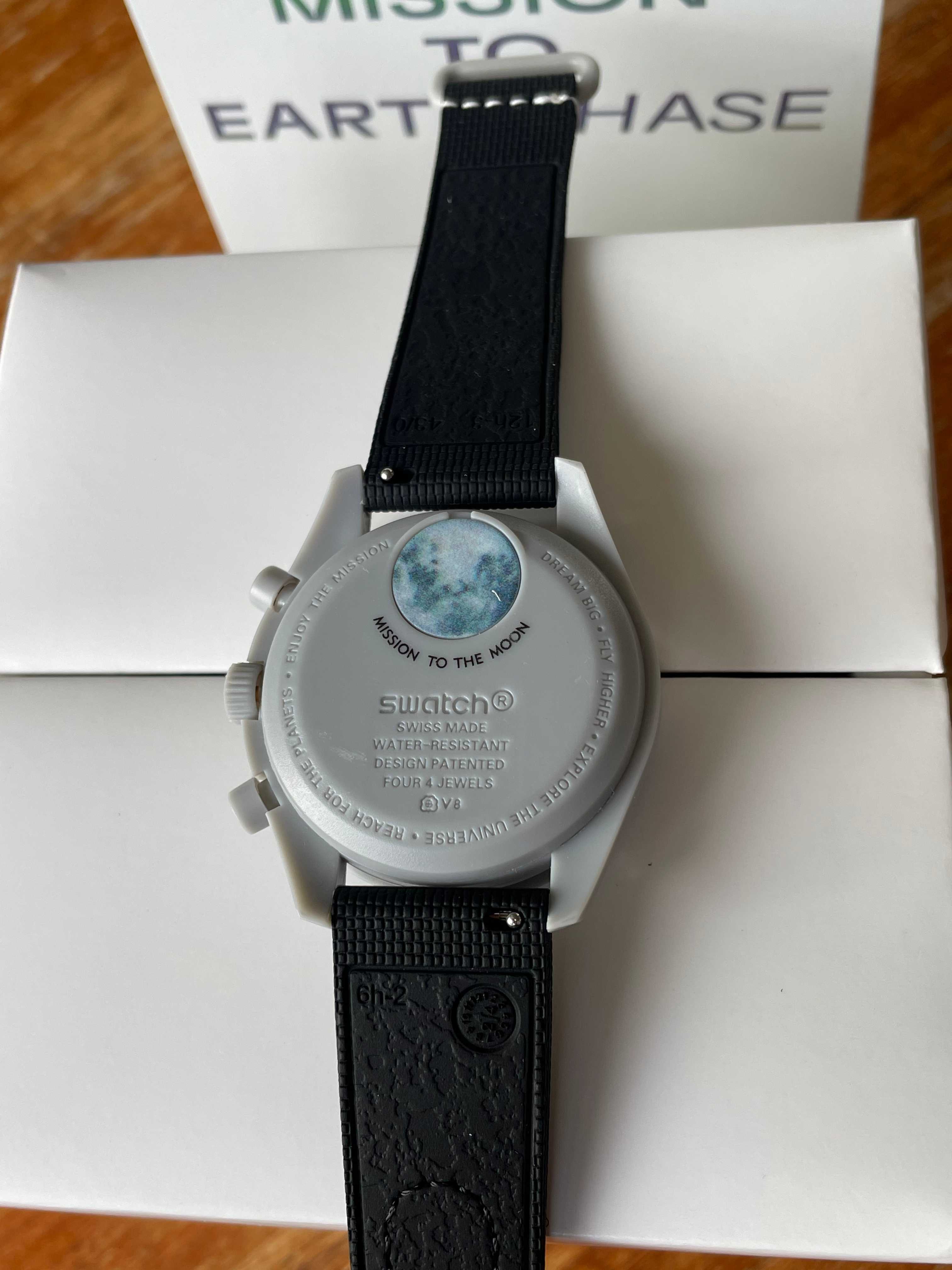 Nwot Omega X Swatch Speedmaster Moonswatch Earthphase